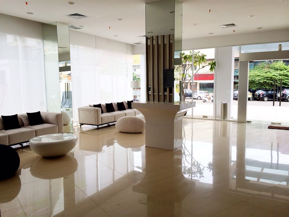 Whiz Hotel Cikini Jakarta Eksteriør bilde